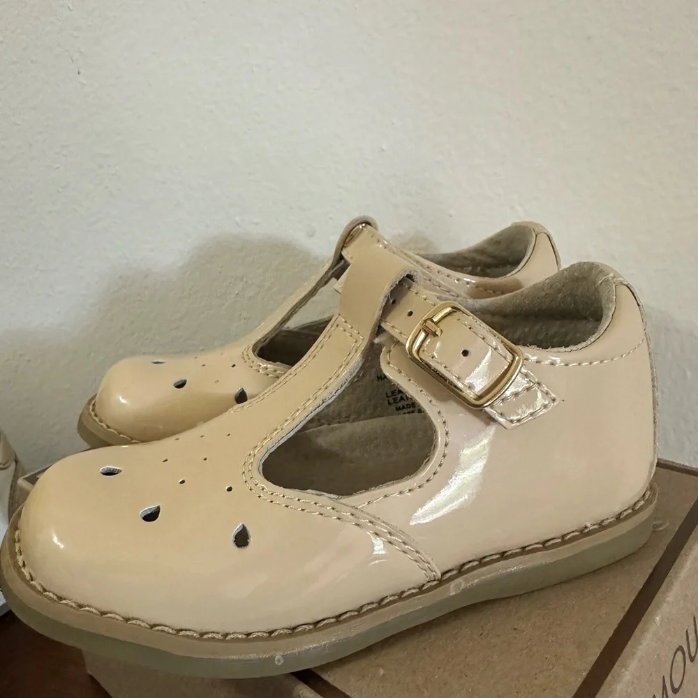 FootMates Girls' Patent T-Strap Dress Shoes in Cream